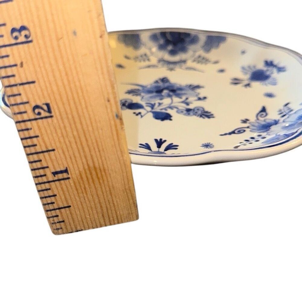 645 by Royal Delft Wall plate made by Porceleyne Fles scalloped blue and white d - Picture 6 of 7